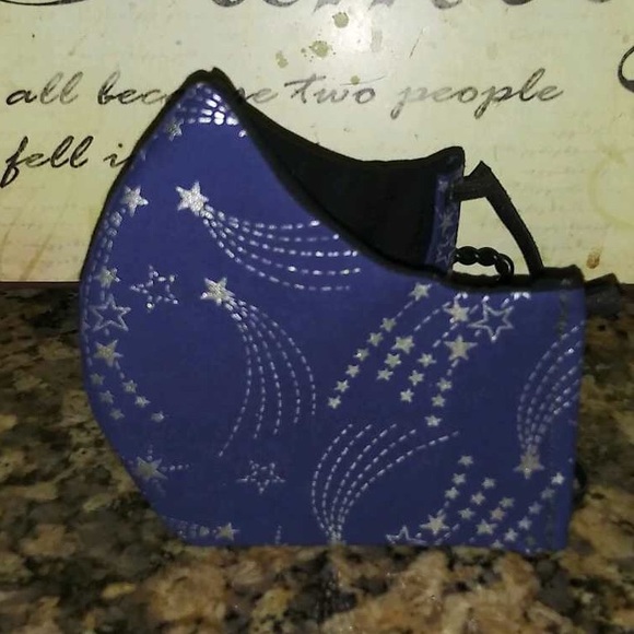 Mask - Picture 4 of 6